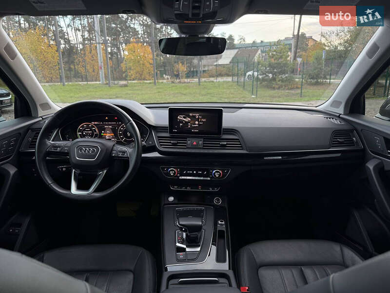 Позашляховик / Кросовер Audi Q5 2020 в Києві