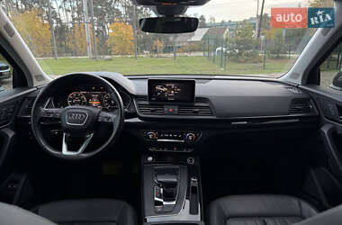 Позашляховик / Кросовер Audi Q5 2020 в 