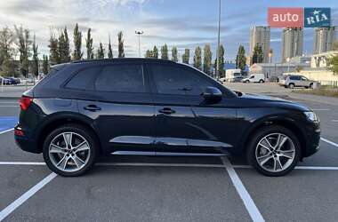 Внедорожник / Кроссовер Audi Q5 2019 в 