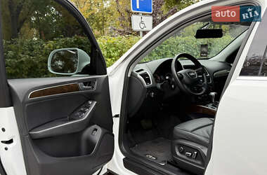 Внедорожник / Кроссовер Audi Q5 2012 в 
