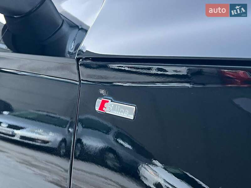 Внедорожник / Кроссовер Audi Q5 2022 в Львове