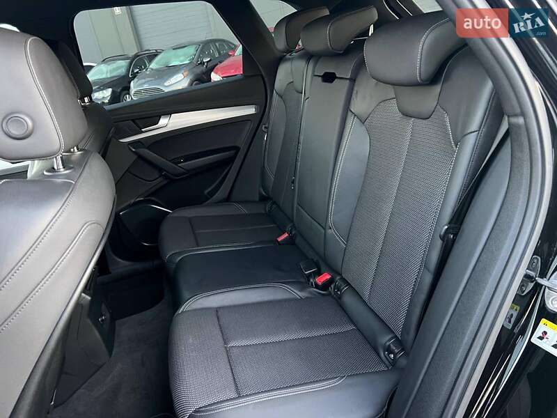 Внедорожник / Кроссовер Audi Q5 2022 в Львове