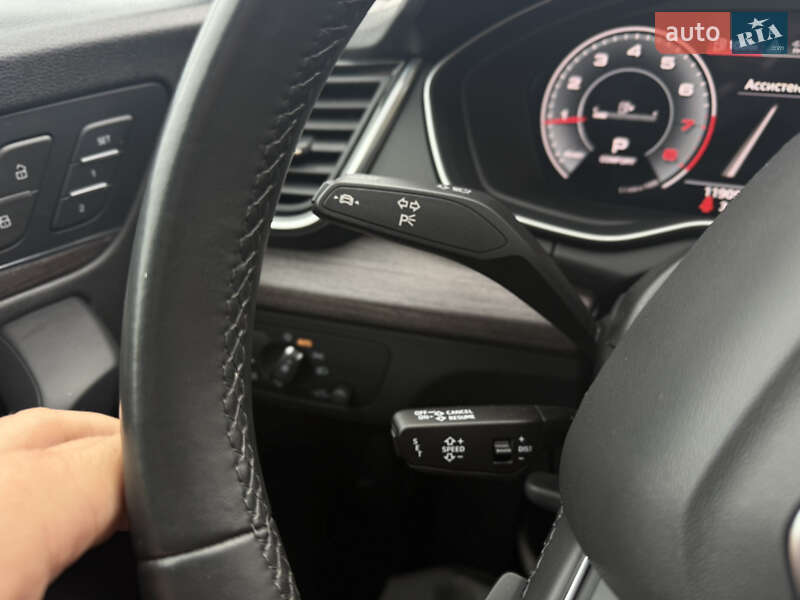 Позашляховик / Кросовер Audi Q5 2021 в Києві фото 19 Позашляховик / Кросовер Audi Q5 2021 в Києві