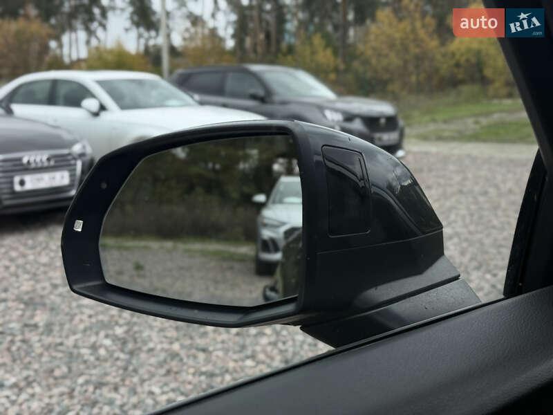 Позашляховик / Кросовер Audi Q5 2021 в Києві фото 23 Позашляховик / Кросовер Audi Q5 2021 в Києві