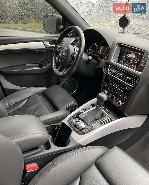 Позашляховик / Кросовер Audi Q5 2015 в Києві фото 11 Позашляховик / Кросовер Audi Q5 2015 в Києві