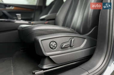 Внедорожник / Кроссовер Audi Q5 2020 в 