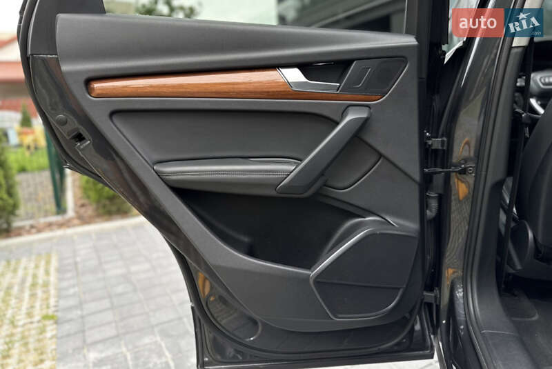 Внедорожник / Кроссовер Audi Q5 2020 в Львове