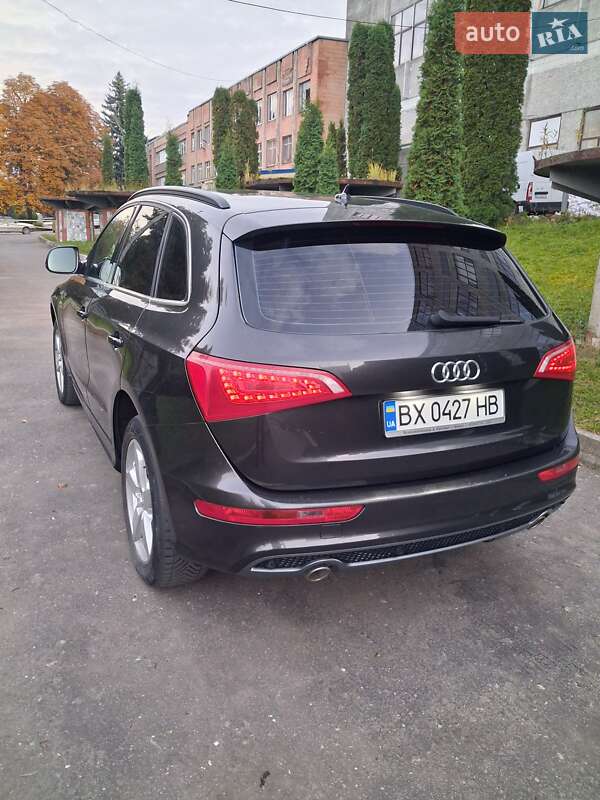 Внедорожник / Кроссовер Audi Q5 2010 в Хмельницком