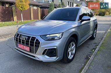 Внедорожник / Кроссовер Audi Q5 2020 в Киеве