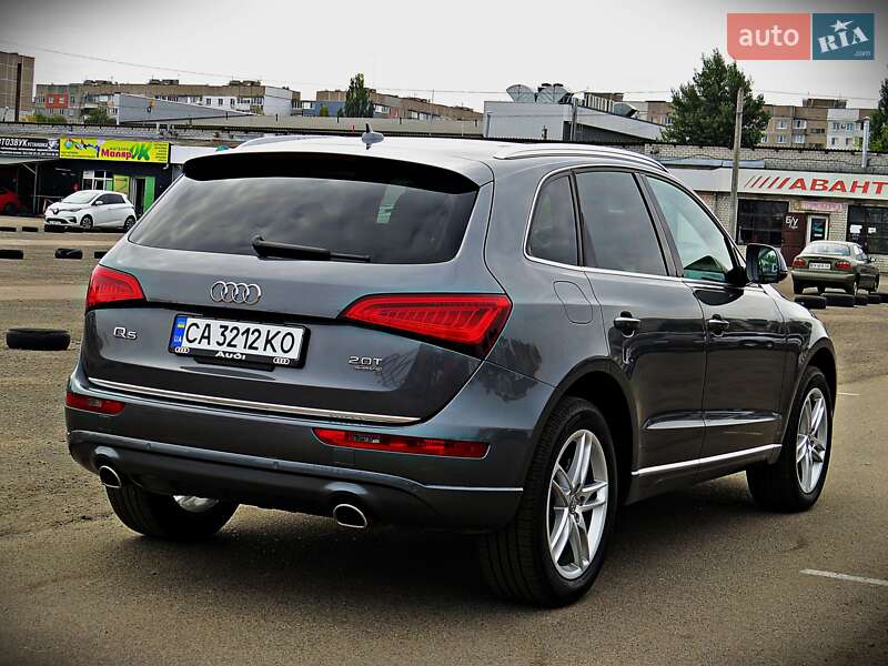Позашляховик / Кросовер Audi Q5 2015 в Черкасах