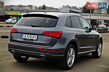 Внедорожник / Кроссовер Audi Q5 2015 в 