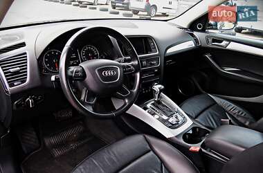 Внедорожник / Кроссовер Audi Q5 2015 в 