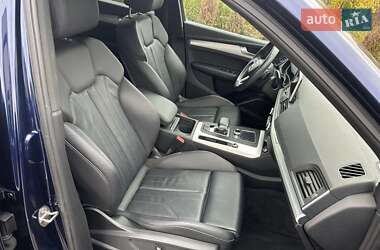 Внедорожник / Кроссовер Audi Q5 2019 в 