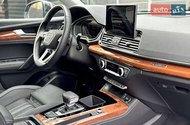 Позашляховик / Кросовер Audi Q5 2021 в  фото 23 Позашляховик / Кросовер Audi Q5 2021 в