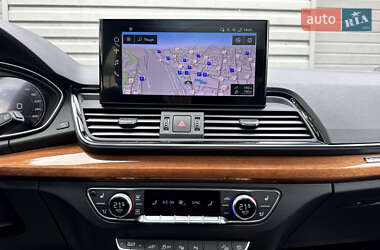 Позашляховик / Кросовер Audi Q5 2021 в  фото 44 Позашляховик / Кросовер Audi Q5 2021 в