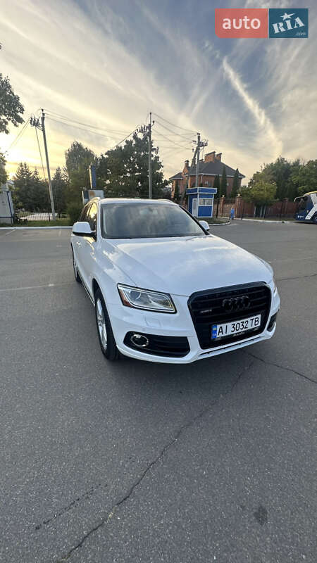 Позашляховик / Кросовер Audi Q5 2017 в Києві