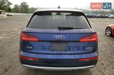 Позашляховик / Кросовер Audi Q5 2018 в 