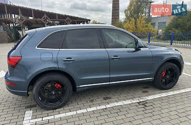 Позашляховик / Кросовер Audi Q5 2015 в 