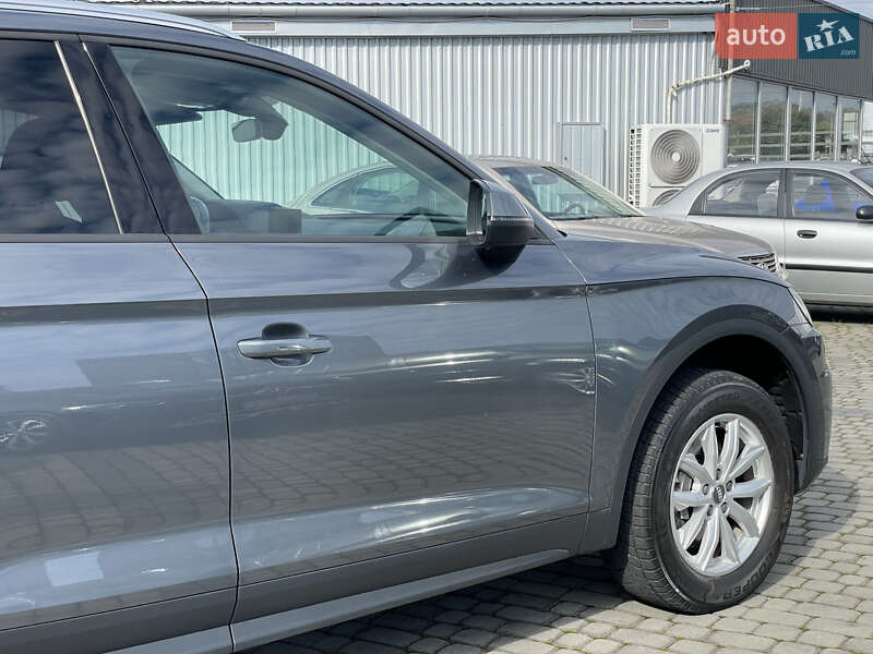 Внедорожник / Кроссовер Audi Q5 2019 в Мукачево