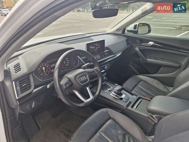 Внедорожник / Кроссовер Audi Q5 2020 в Киеве фото 22 Внедорожник / Кроссовер Audi Q5 2020 в Киеве