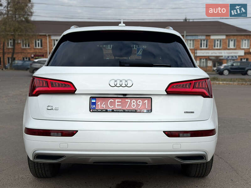 Внедорожник / Кроссовер Audi Q5 2018 в Сумах