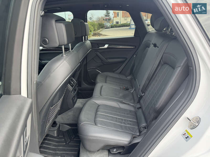 Внедорожник / Кроссовер Audi Q5 2018 в Сумах