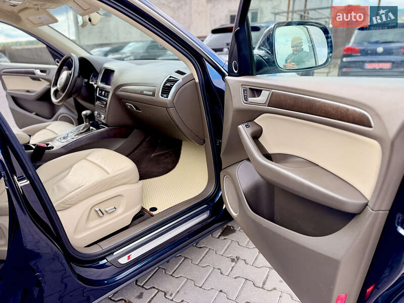 Внедорожник / Кроссовер Audi Q5 2014 в Каменец-Подольском