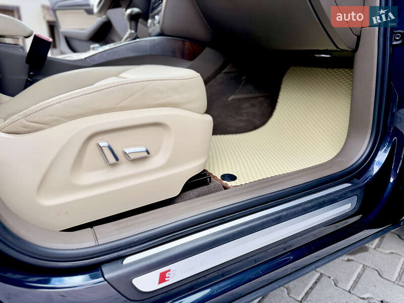 Внедорожник / Кроссовер Audi Q5 2014 в Каменец-Подольском