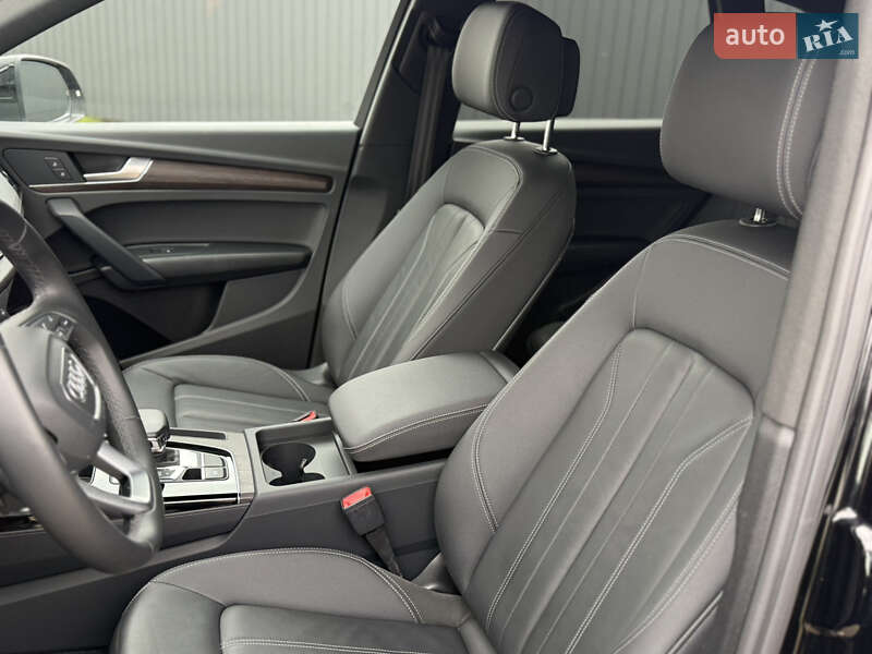 Позашляховик / Кросовер Audi Q5 2023 в Стрию