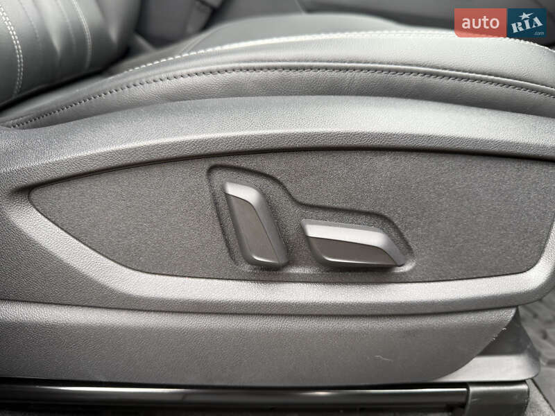 Позашляховик / Кросовер Audi Q5 2023 в Стрию