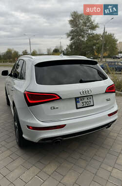 Позашляховик / Кросовер Audi Q5 2015 в 