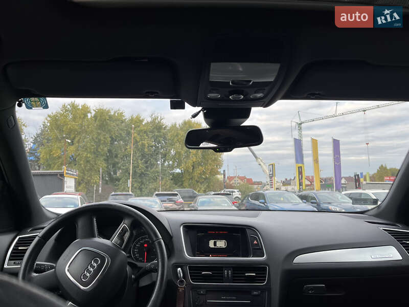 Позашляховик / Кросовер Audi Q5 2009 в Львові фото 15 Позашляховик / Кросовер Audi Q5 2009 в Львові