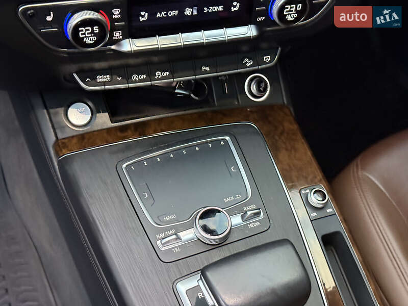 Внедорожник / Кроссовер Audi Q5 2020 в Днепре фото 53 Внедорожник / Кроссовер Audi Q5 2020 в Днепре