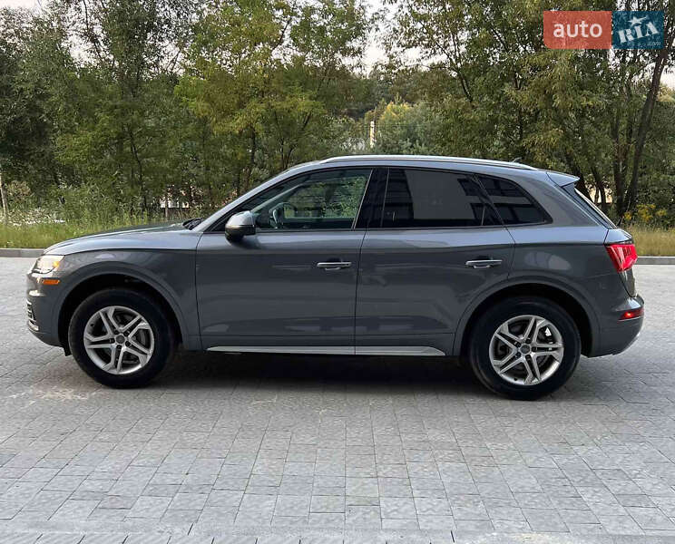 Позашляховик / Кросовер Audi Q5 2017 в Тернополі фото 14 Позашляховик / Кросовер Audi Q5 2017 в Тернополі