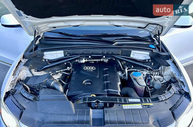 Позашляховик / Кросовер Audi Q5 2016 в 