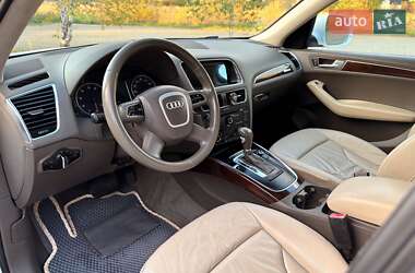Позашляховик / Кросовер Audi Q5 2011 в 