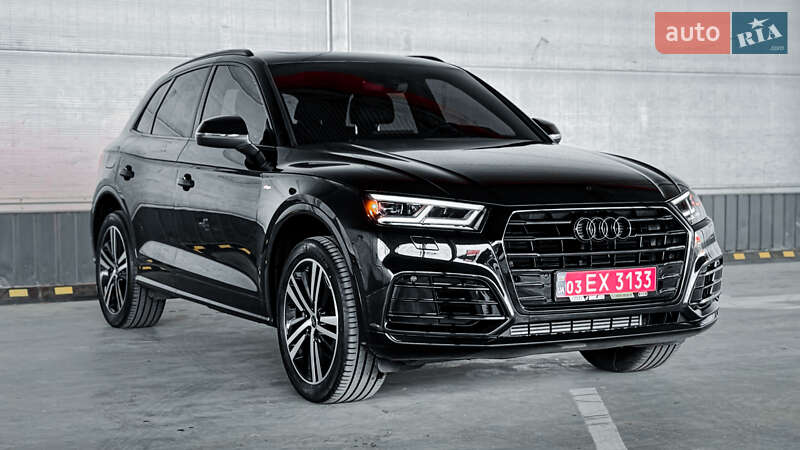 Позашляховик / Кросовер Audi Q5 2018 в Рівному