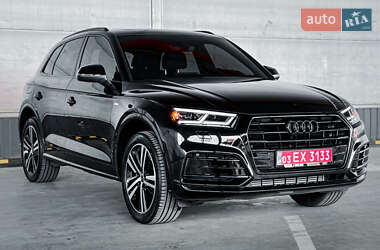Позашляховик / Кросовер Audi Q5 2018 в 