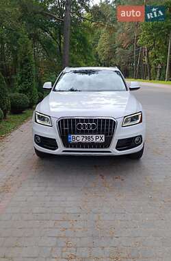 Внедорожник / Кроссовер Audi Q5 2015 в 