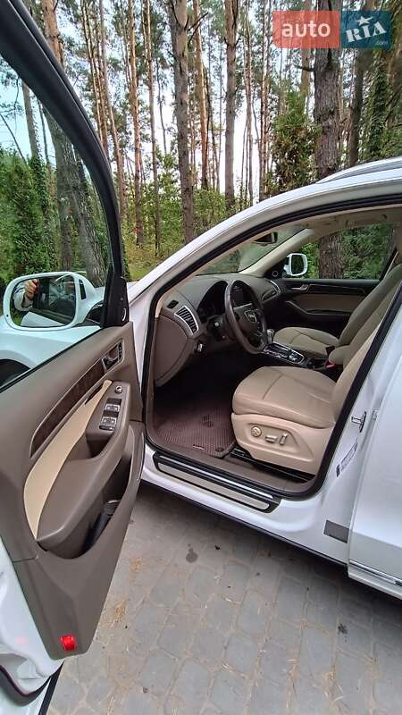 Позашляховик / Кросовер Audi Q5 2015 в Львові фото 14 Позашляховик / Кросовер Audi Q5 2015 в Львові