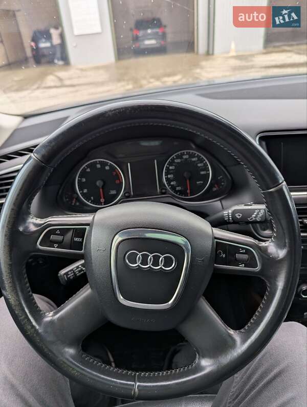 Позашляховик / Кросовер Audi Q5 2012 в Чернівцях фото 18 Позашляховик / Кросовер Audi Q5 2012 в Чернівцях