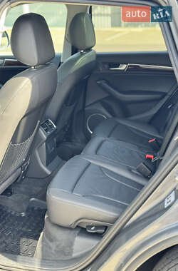 Позашляховик / Кросовер Audi Q5 2015 в  фото 11 Позашляховик / Кросовер Audi Q5 2015 в