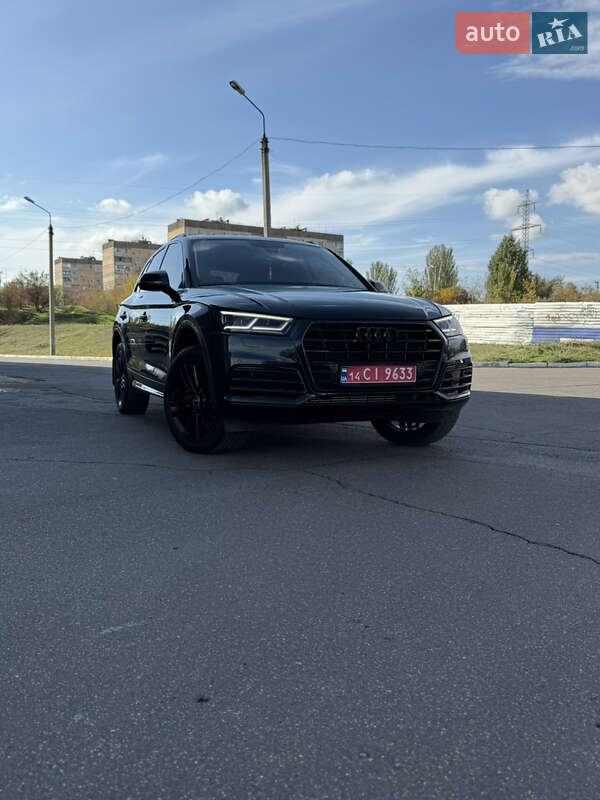 Внедорожник / Кроссовер Audi Q5 2017 в Кривом Роге