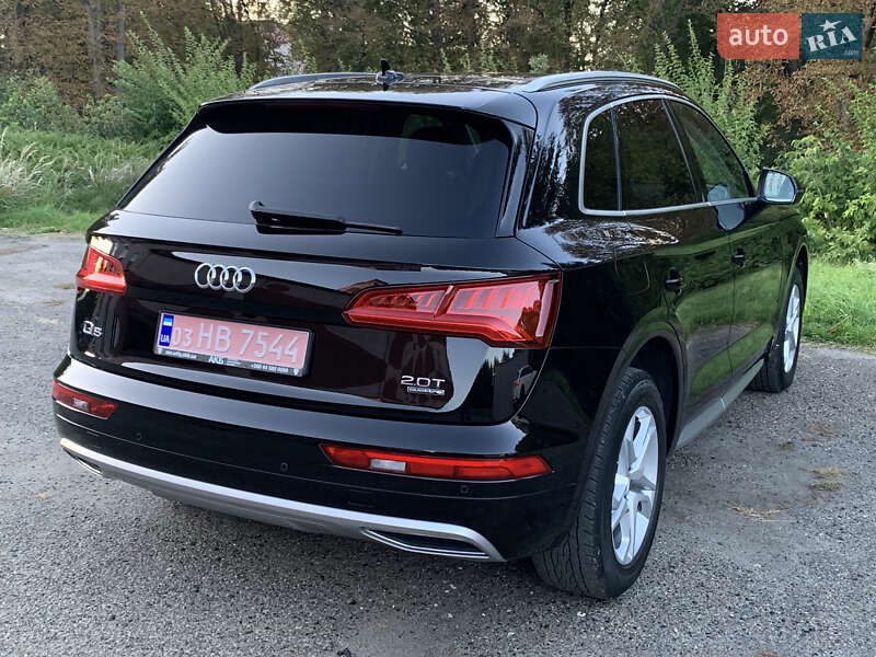 Внедорожник / Кроссовер Audi Q5 2018 в Ивано-Франковске