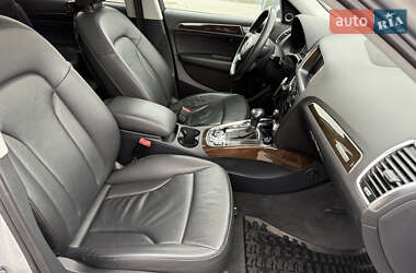 Позашляховик / Кросовер Audi Q5 2012 в 