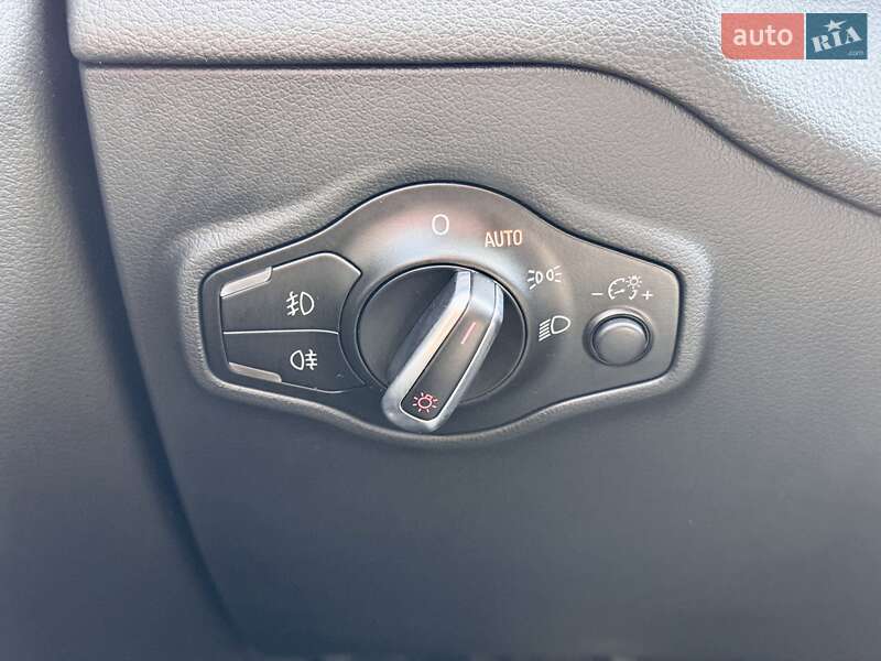 Внедорожник / Кроссовер Audi Q5 2012 в Харькове