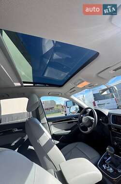 Позашляховик / Кросовер Audi Q5 2013 в 