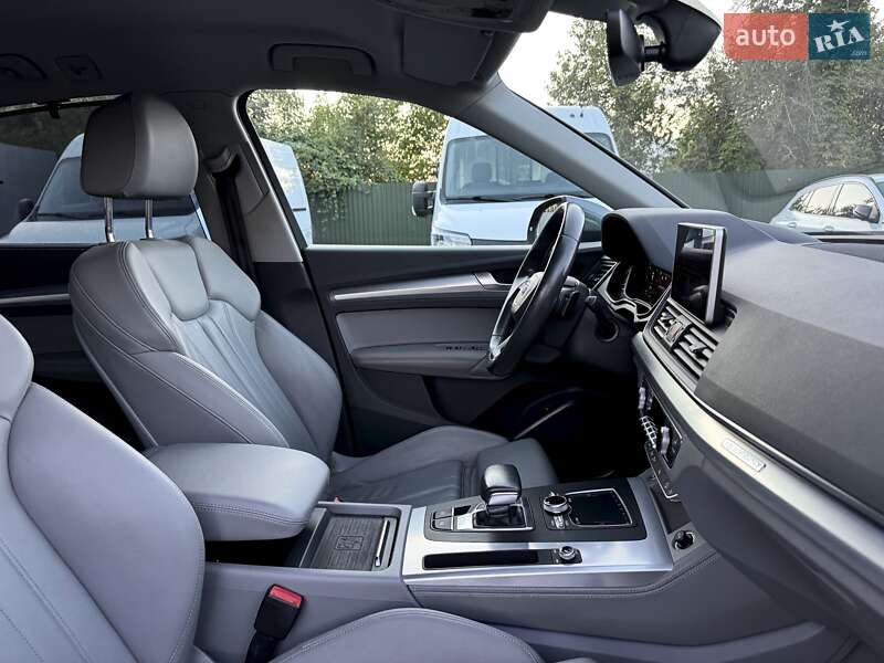 Внедорожник / Кроссовер Audi Q5 2019 в Ковеле фото 41 Внедорожник / Кроссовер Audi Q5 2019 в Ковеле