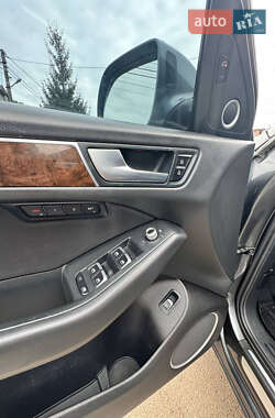 Внедорожник / Кроссовер Audi Q5 2015 в 
