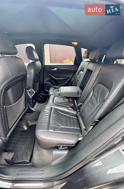 Внедорожник / Кроссовер Audi Q5 2015 в 